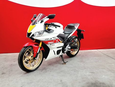 YAMAHA YZF R-3 World GP 60th ANINIVERSARY ED.