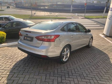 Ford Focus 2.0 16V/SE/SE Plus Flex 5p Aut.