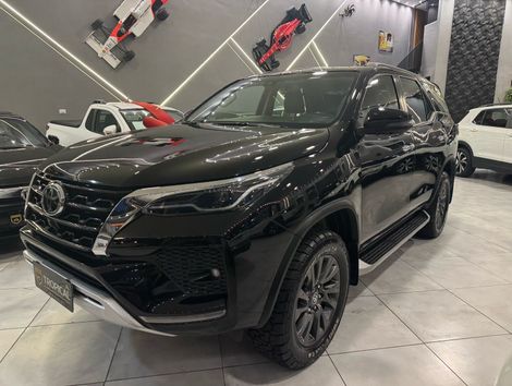 Toyota Hilux CD SRX 4x4 2.8 TDI 16V Diesel Aut.