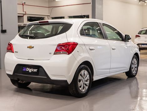 Chevrolet ONIX HATCH LT 1.0 8V FlexPower 5p Mec.