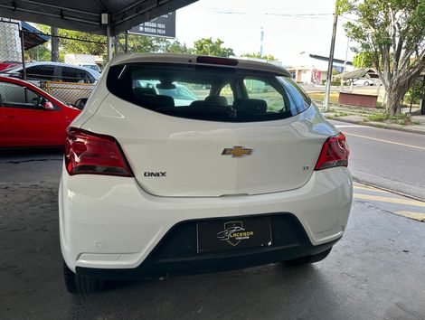 Chevrolet ONIX HATCH LT 1.0 8V FlexPower 5p Mec.