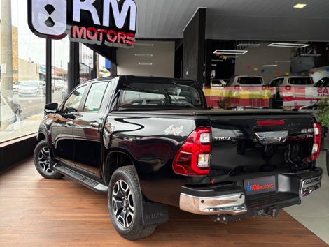 Toyota Hilux CD SRX 4x4 2.8 TDI 16V Diesel Aut.