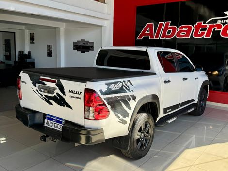 Toyota Hilux CD SR CHALL. 4x4 2.8 TDI Dies Aut.
