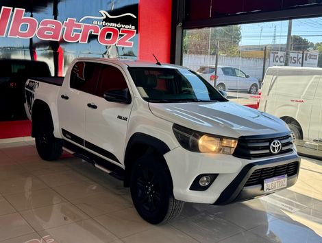 Toyota Hilux CD SR CHALL. 4x4 2.8 TDI Dies Aut.