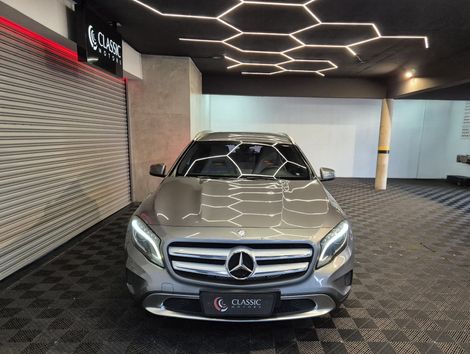 Mercedes GLA 200 Advance 1.6/1.6 TB 16V Flex Aut.