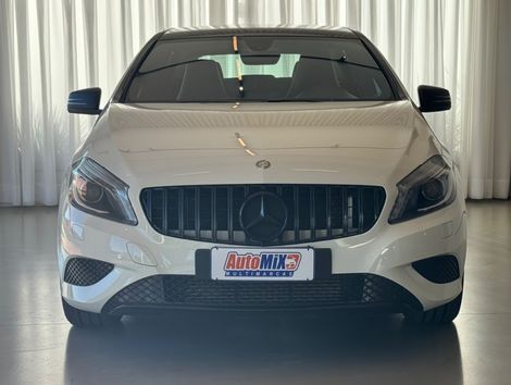 Mercedes Classe A 200 1.6 TB 16V Style 156cv Aut.