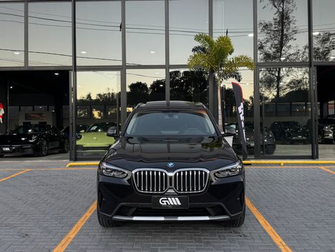 BMW X3 XDRIVE 30e X-Line Turbo Híbrido Aut.