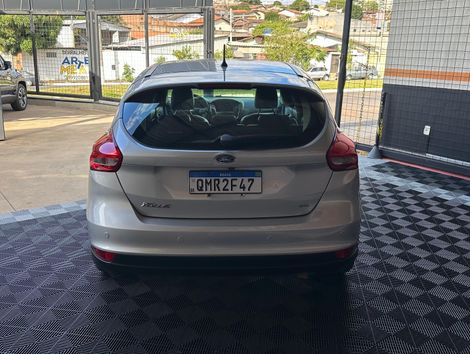Ford Focus 2.0 16V/SE/SE Plus Flex 5p Aut.
