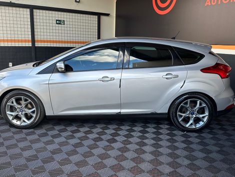 Ford Focus 2.0 16V/SE/SE Plus Flex 5p Aut.
