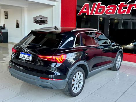 Audi Q3 P. Plus 1.4 TFSI Flex/P.Plus S-tronic