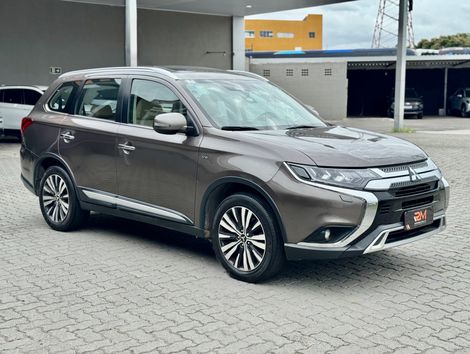 Mitsubishi OUTLANDER HPE-S 3.0 V6 4x4 5p Aut.