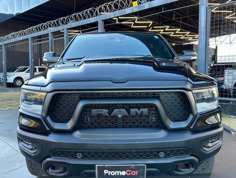 RAM 1500 REBEL 5.7 HEMI CD V8 4x4 Aut.