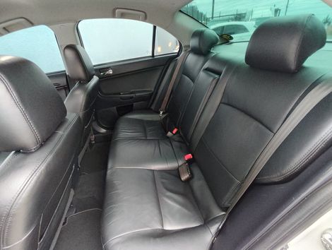 Mitsubishi Lancer 2.0 16V 160cv Aut.