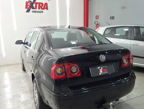 VolksWagen Polo Sedan 1.6 Mi Total Flex 8V 4p