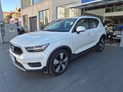 Volvo XC 40 T-5 MOMENTUM 2.0 252cv AWD