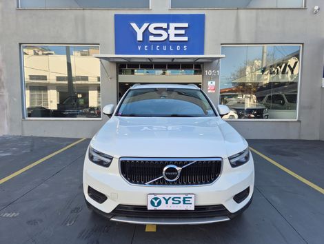 Volvo XC 40 T-5 MOMENTUM 2.0 252cv AWD