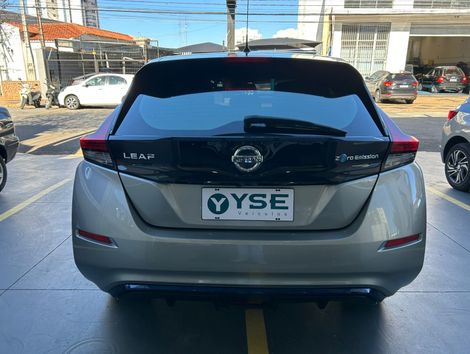 Nissan LEAF Aut. (Elétrico)