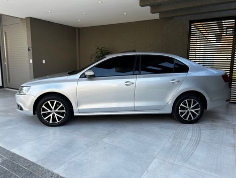 VolksWagen JETTA Comfortline 2.0 T.Flex 8V 4p Tipt.