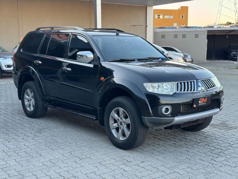 Mitsubishi Pajero DAKAR 3.2 4x4 T.I. Dies. 5p Aut.