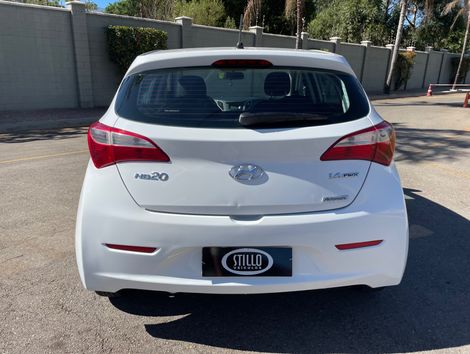 Hyundai HB20 C.Style/C.Plus 1.6 Flex 16V Aut.