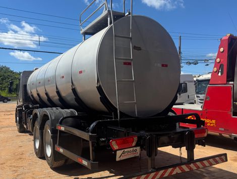 VOLVO VM 270 6x2 2p (diesel) (E5)
