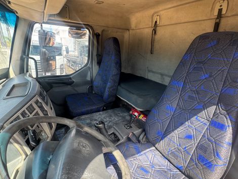 VOLVO VM 270 6x2 2p (diesel) (E5)