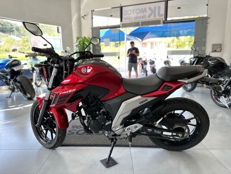 YAMAHA Fazer 250