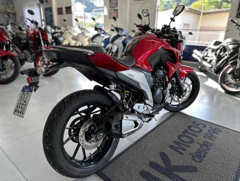 YAMAHA Fazer 250