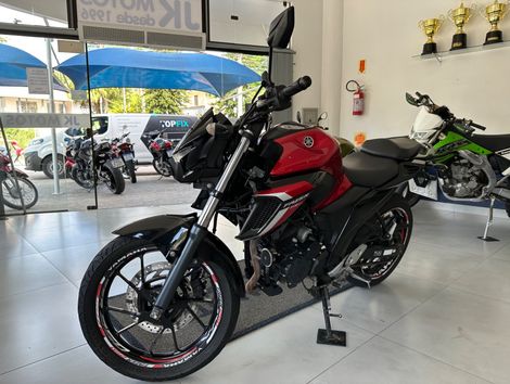 YAMAHA Fazer 250