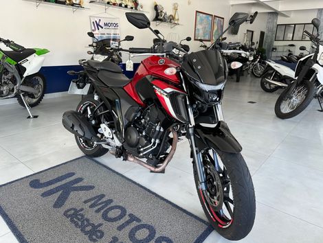 YAMAHA Fazer 250