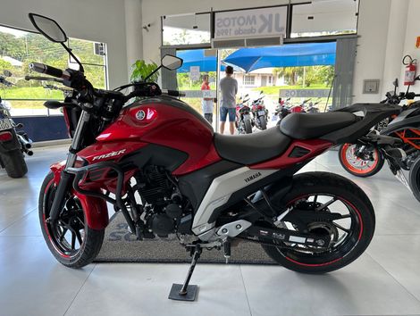 YAMAHA Fazer 250