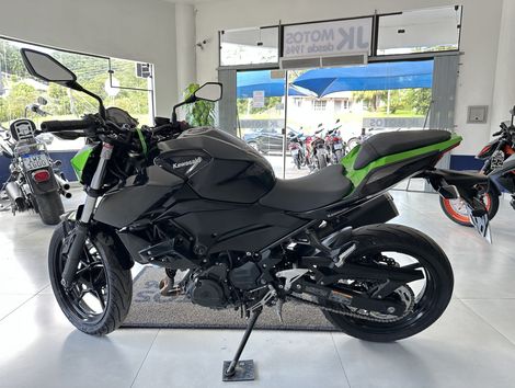 KAWASAKI 400