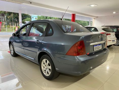 Peugeot 307 Feline 2.0/2.0 Flex 16V 5p Mec.