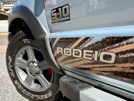 Chevrolet S10 Pick-Up RODEIO 2.4 MPFI F.Power CD
