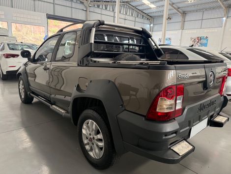 Fiat Strada Adv.1.8 16V LOCKER Dualo. Flex CD