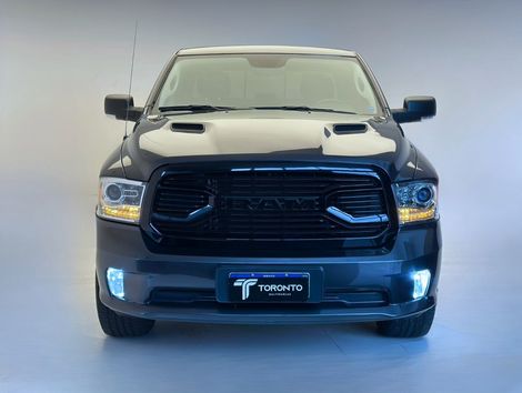 RAM CLASSIC LARAMIE NIGHT ED. 5.7 4X4 Aut.