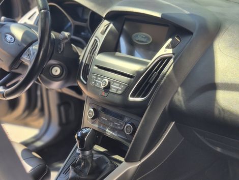 Ford Focus 1.6 S/SE/SE Plus Flex 8V/16V  5p