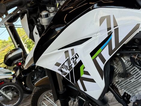 YAMAHA XTZ 250 LANDER 249cc/LANDER BLUEFLEX/ABS