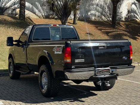 Ford F-250 XLT 3.9 4x4 TB Diesel