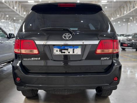 Toyota Hilux SW4 SRV D4-D 4x4 3.0 TDI Dies. Aut