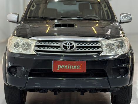 Toyota Hilux SW4 SRV D4-D 4x4 3.0 TDI Dies. Aut