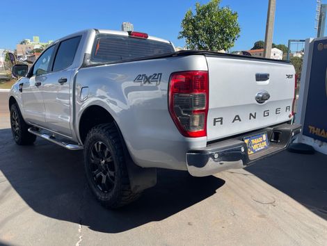 Ford Ranger XLT 3.2 20V 4x4 CD Diesel Aut.