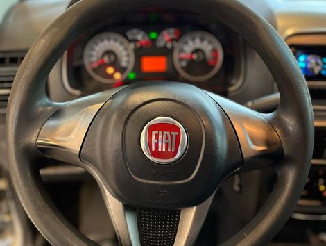 Fiat Strada Trekking 1.6 16V Flex CD
