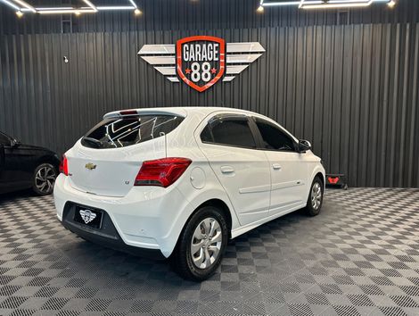 Chevrolet ONIX HATCH LT 1.0 8V FlexPower 5p Mec.
