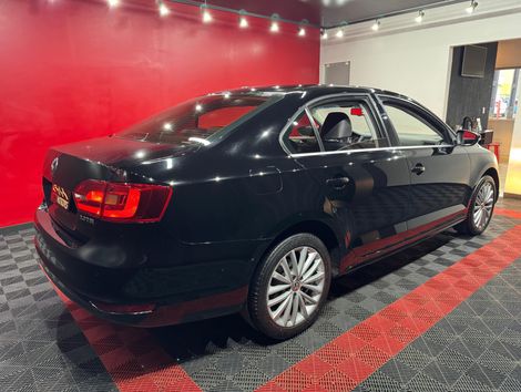 VolksWagen JETTA Highline 2.0 TSI 16V 4p Tiptronic