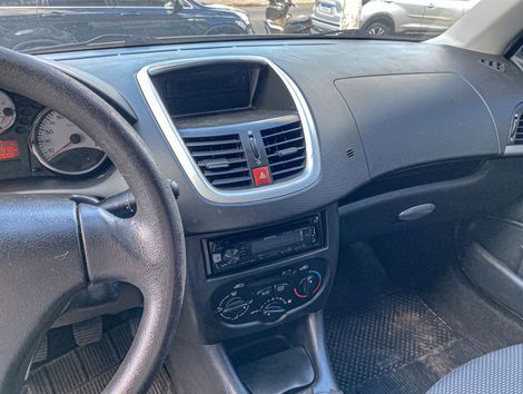Peugeot 207 Sedan Passion XR 1.4 Flex 8V 4p