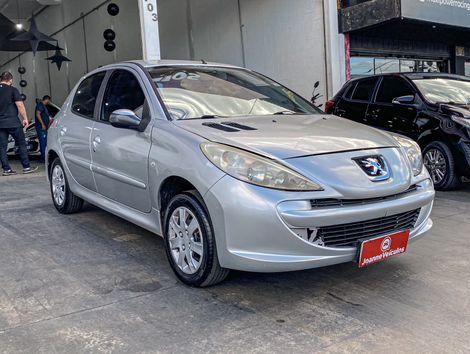 Peugeot 207 Sedan Passion XR 1.4 Flex 8V 4p