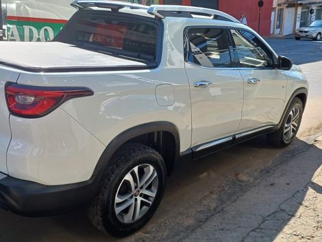 Fiat Toro Volcano 2.4 16V Flex Aut.