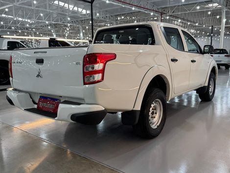 Mitsubishi L200 Triton Sport GL 2.4 CD Diesel
