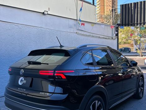 Volkswagen 1.0 HIGHLINE TB